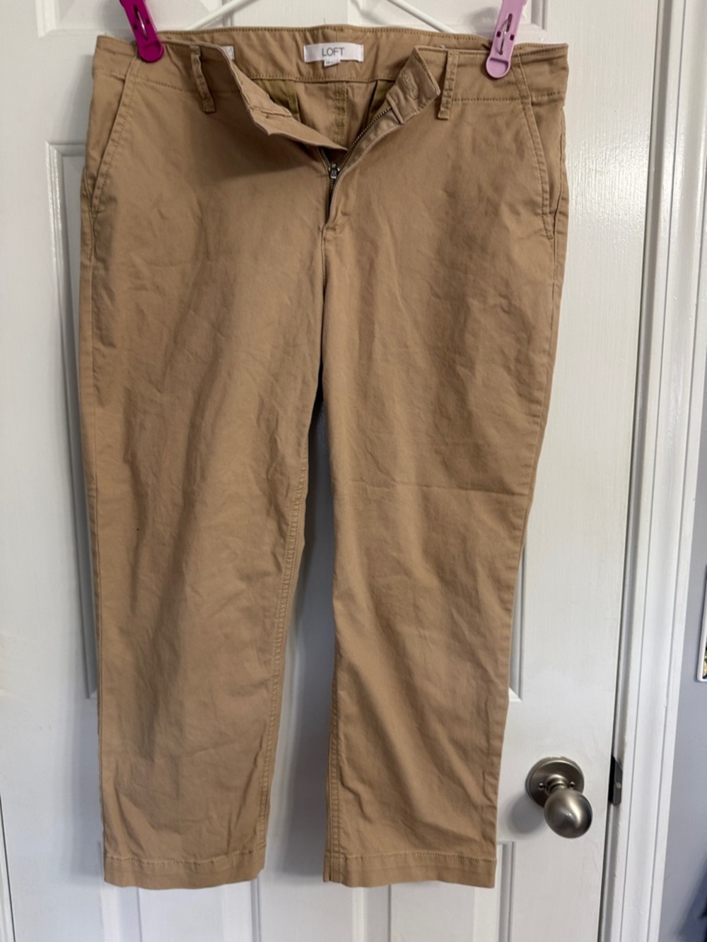 LOFT Women’s Khaki/Tan Straight Chinos